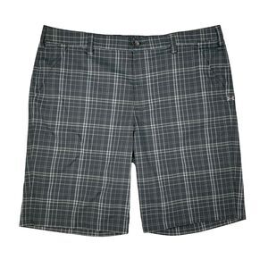 Under Armour Golf Short Mens 40 Black UA Matchplay Plaid Flat Front Performance